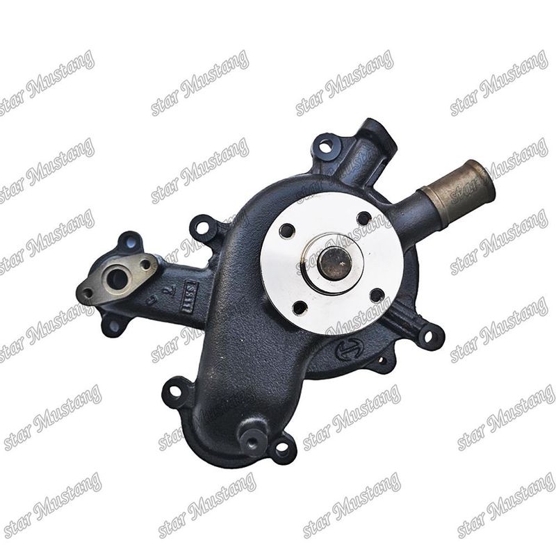 P11C ปั๊มน้ําเครื่องยนต์ 16100-03811 16100-3781 16100-E0490 สําหรับอะไหล่เครื่องยนต์ HINO