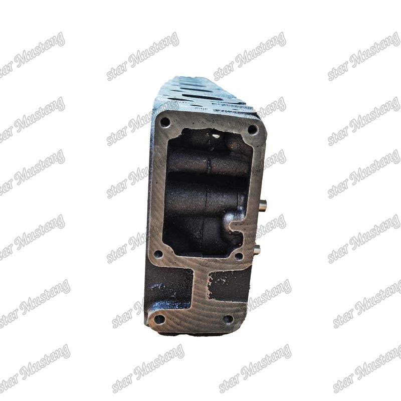 หัวกระบอก FE6 24V 11019-7F403 11039-7F403 สําหรับอะไหล่เครื่องยนต์ Nissan