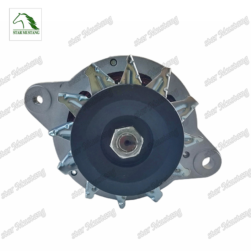 อัลтернаเตอร์เครื่องยนต์ดีเซลเดิม 4D95 PC60-5 24V 30A 600-821-3850